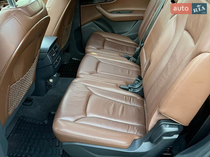 Внедорожник / Кроссовер Audi Q7 2016 в Житомире