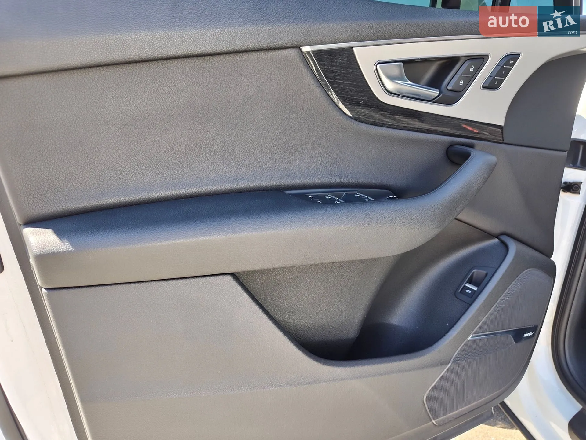 2017 Audi Q7 - мініатюра 32