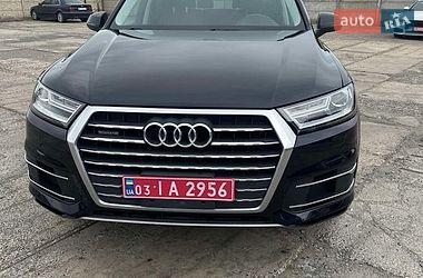 Внедорожник / Кроссовер Audi Q7 2017 в Владимире