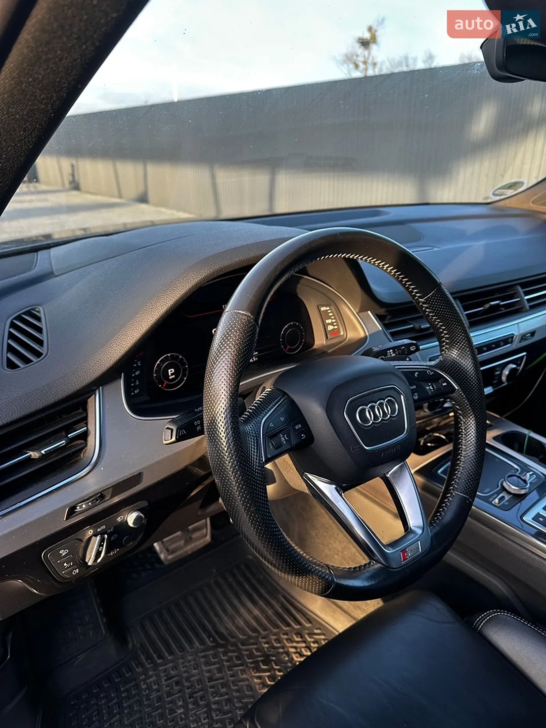 2017 Audi Q7 - мініатюра 12