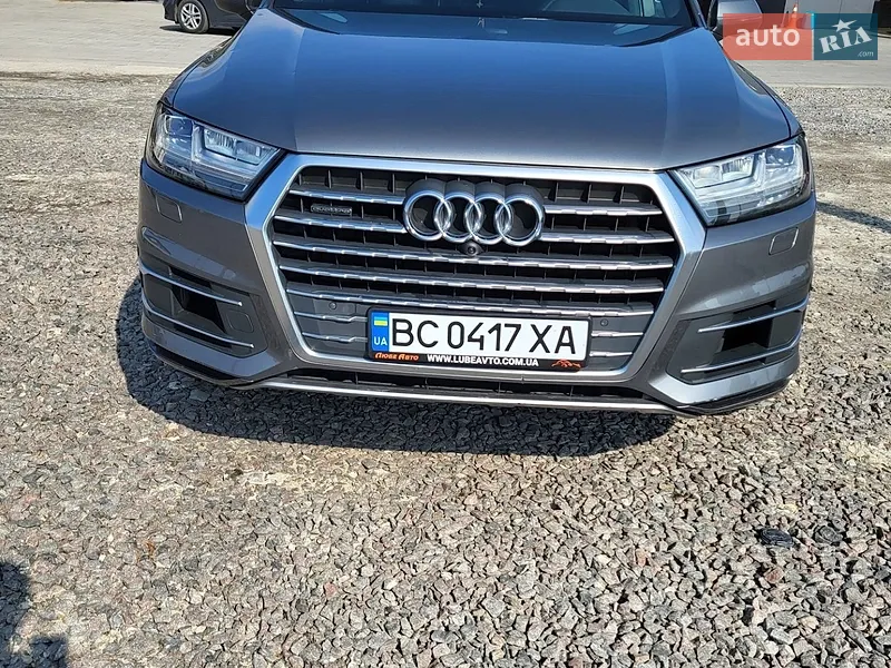 Audi Q7 2017 VIN WA1VAAF74HD057278 фото оголошення 28 з 69