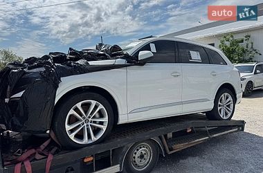 Внедорожник / Кроссовер Audi Q7 2024 в Львове