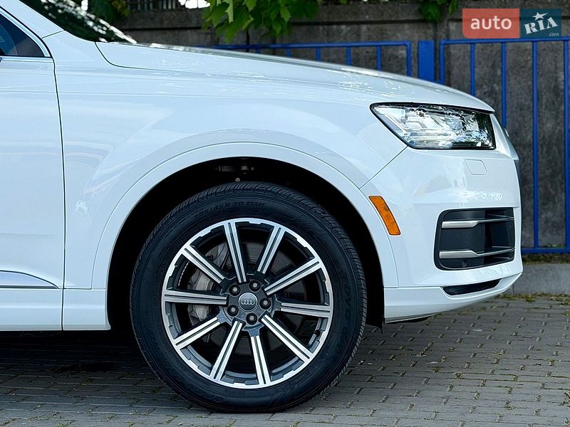 Внедорожник / Кроссовер Audi Q7 2017 в Тернополе
