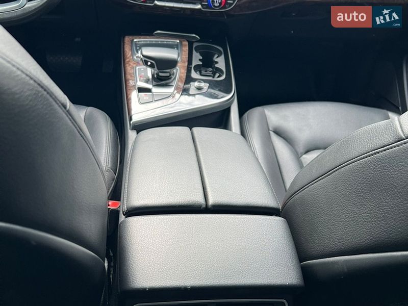 Позашляховик / Кросовер Audi Q7 2017 в Ковелі