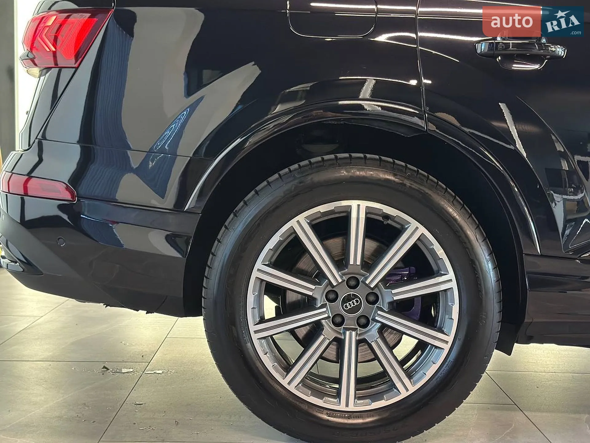2020 Audi Q7 - мініатюра 8