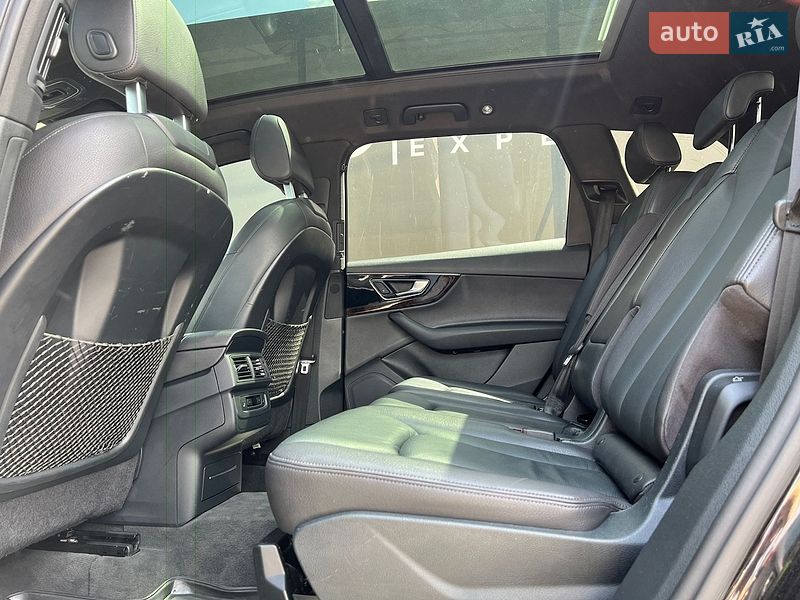 Позашляховик / Кросовер Audi Q7 2016 в Львові фото 19 Позашляховик / Кросовер Audi Q7 2016 в Львові