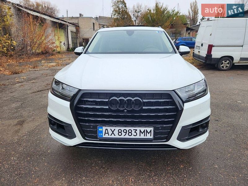 Внедорожник / Кроссовер Audi Q7 2018 в Кременчуге