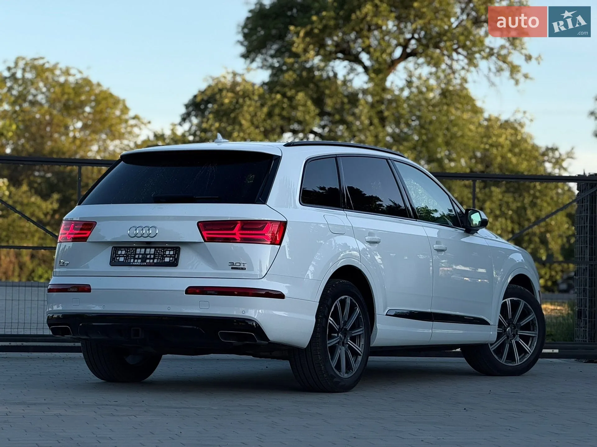 2017 Audi Q7 - мініатюра 12