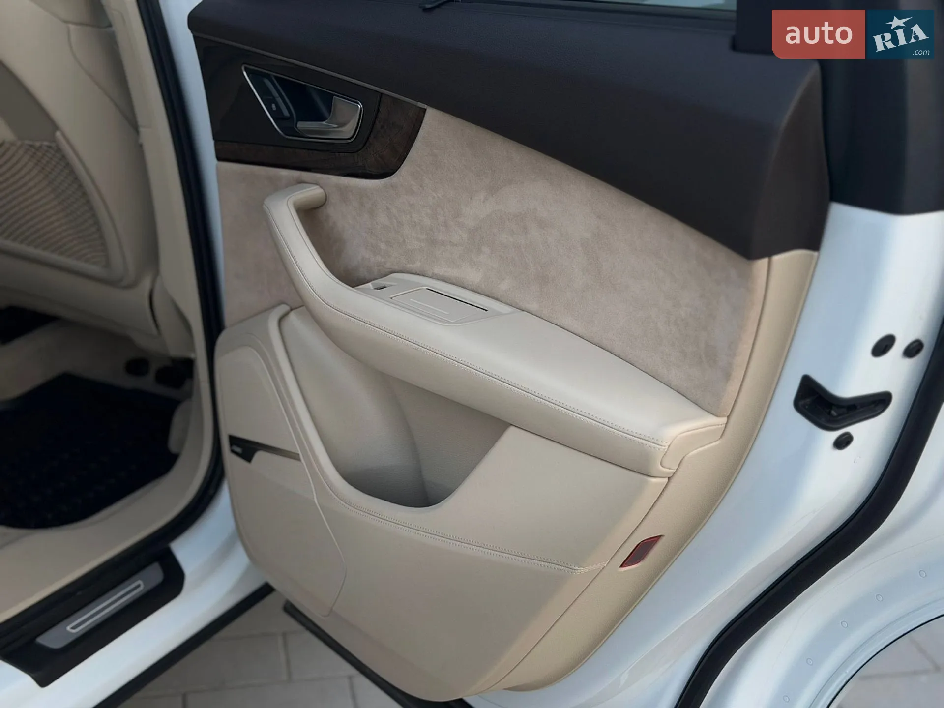 2017 Audi Q7 - мініатюра 21