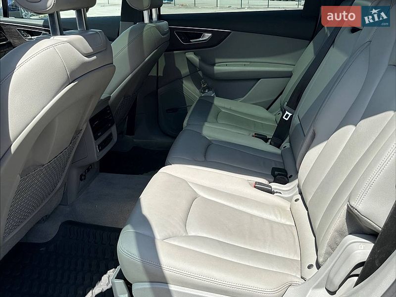 Внедорожник / Кроссовер Audi Q7 2020 в Одессе