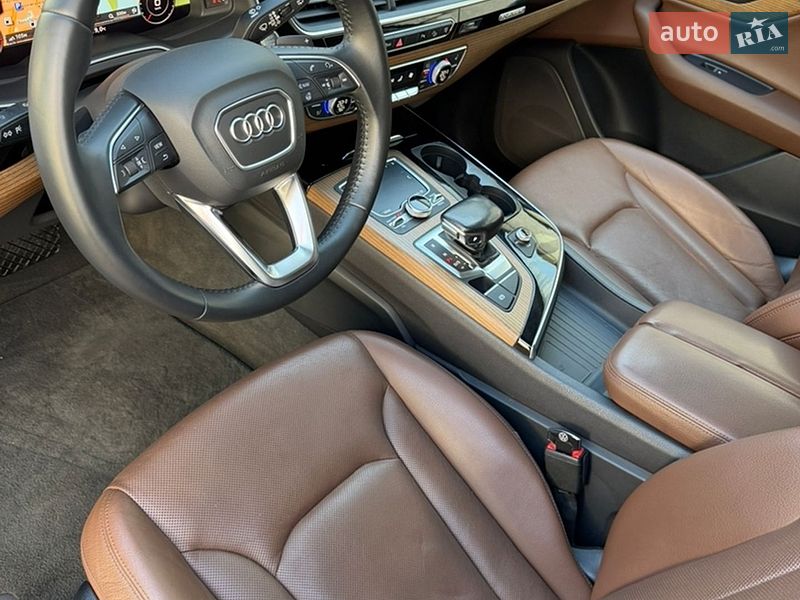 Позашляховик / Кросовер Audi Q7 2017 в Києві