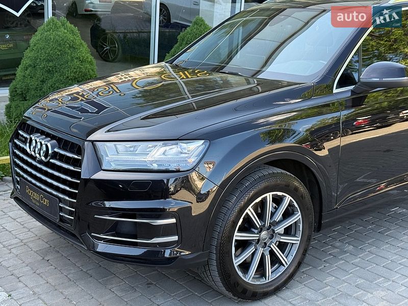 Позашляховик / Кросовер Audi Q7 2015 в Одесі