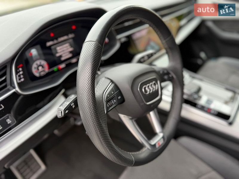 Внедорожник / Кроссовер Audi Q7 2022 в Хмельницком