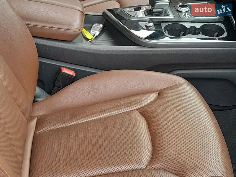 Внедорожник / Кроссовер Audi Q7 2017 в Стрые