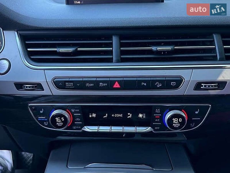 Позашляховик / Кросовер Audi Q7 2017 в Києві