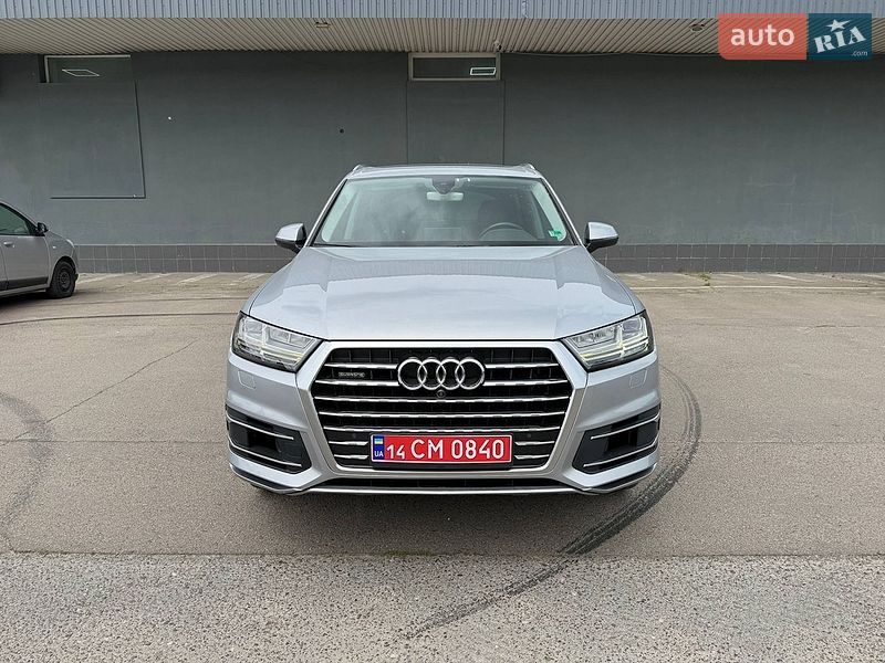 Внедорожник / Кроссовер Audi Q7 2016 в Львове