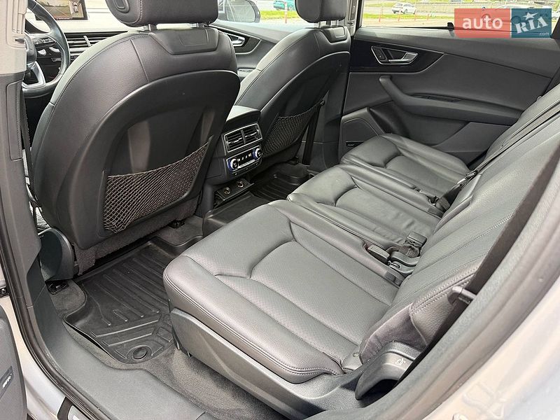 Внедорожник / Кроссовер Audi Q7 2016 в Львове