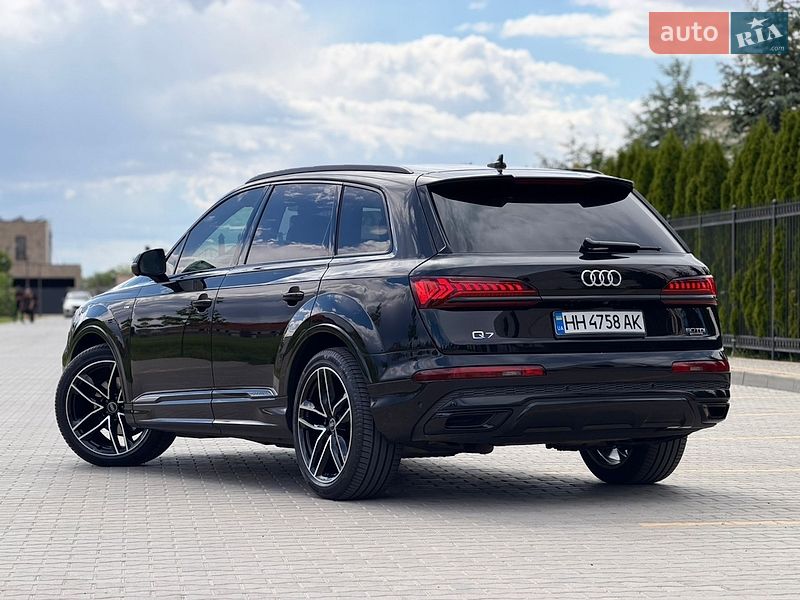 Внедорожник / Кроссовер Audi Q7 2023 в Одессе