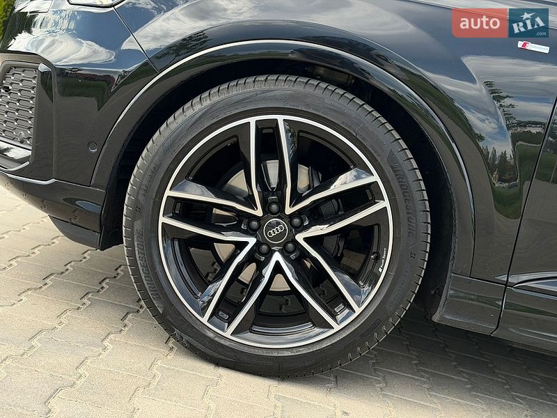 Внедорожник / Кроссовер Audi Q7 2023 в Одессе