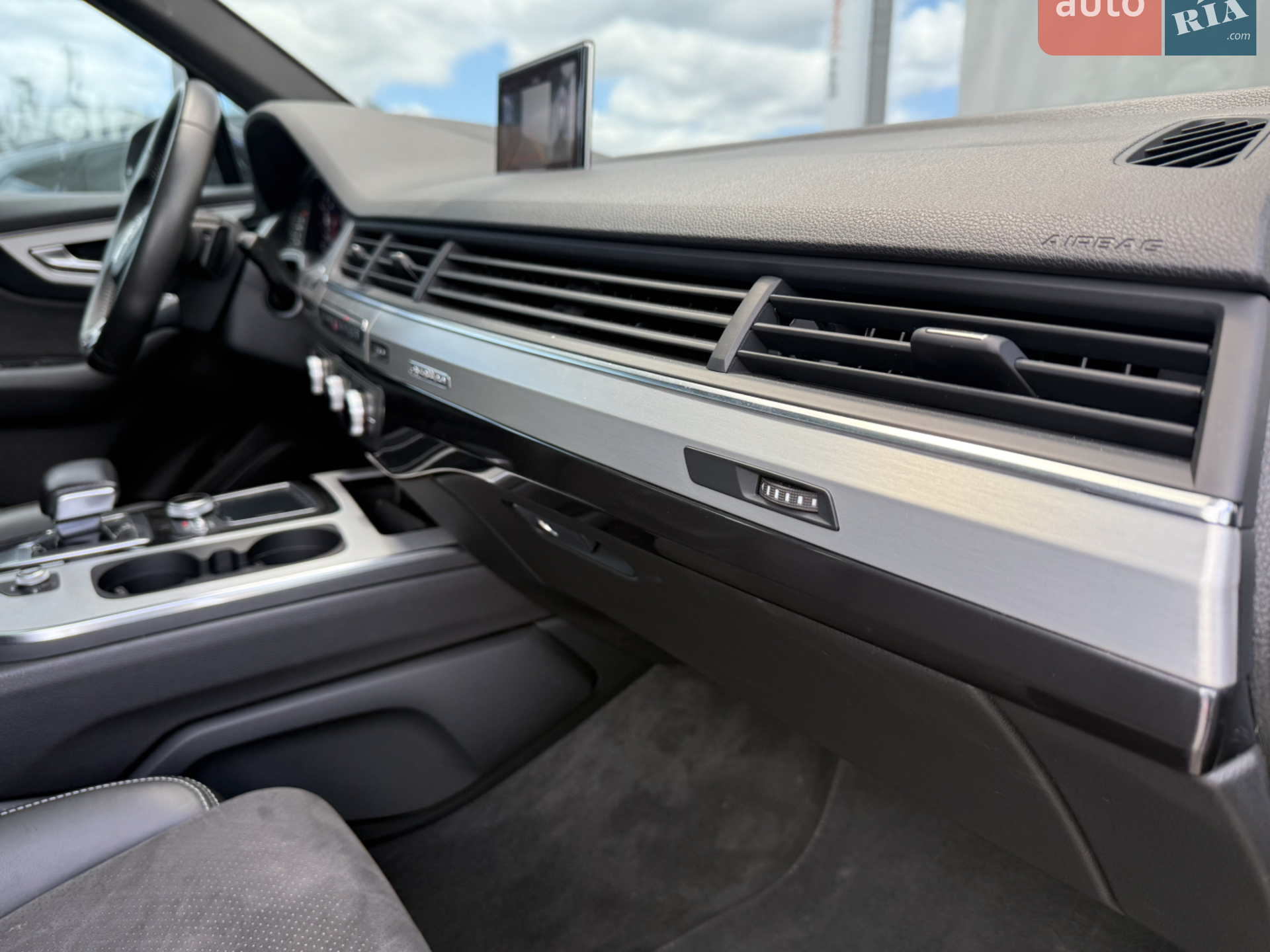 2016 Audi Q7 - мініатюра 41