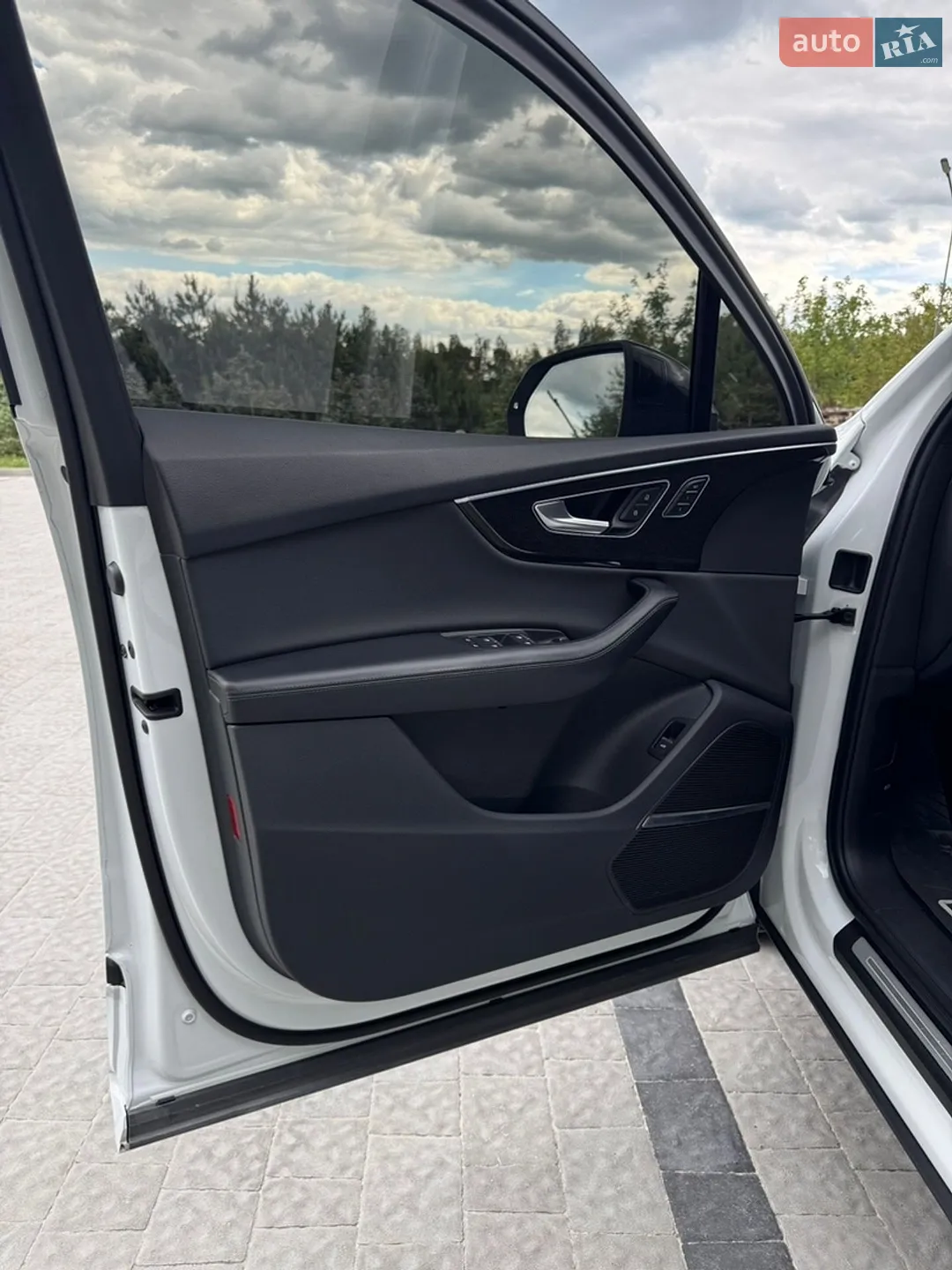 2020 Audi Q7 - мініатюра 16