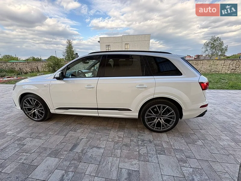 Audi Q7 2023 VIN WAUZZZ4M4PD023277 фото оголошення 2 з 76