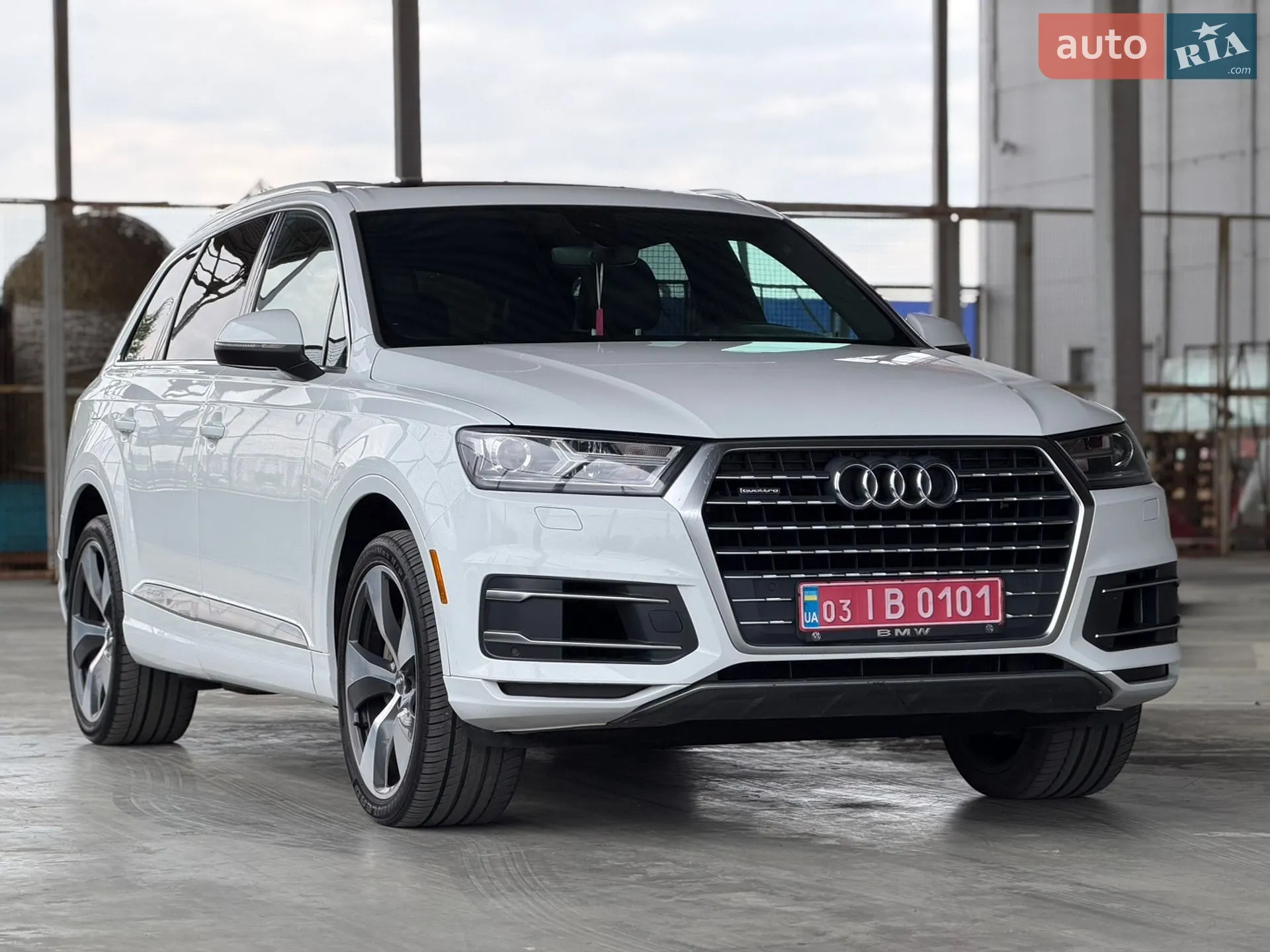 2017 Audi Q7 - мініатюра 2
