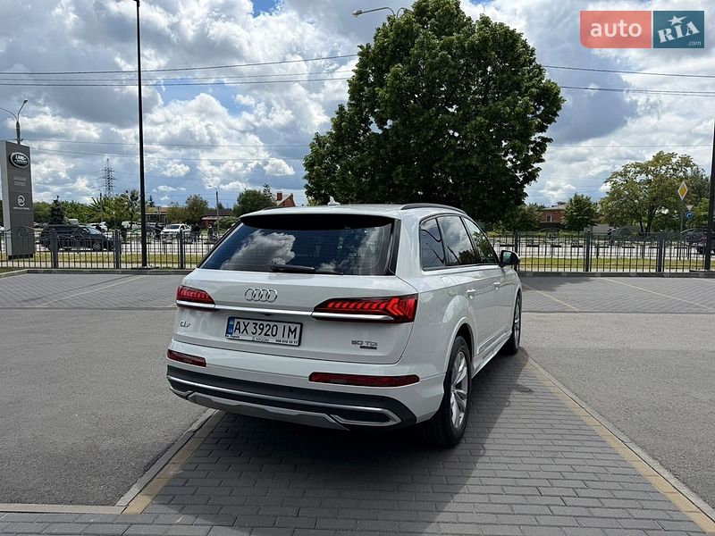 Позашляховик / Кросовер Audi Q7 2020 в Харкові