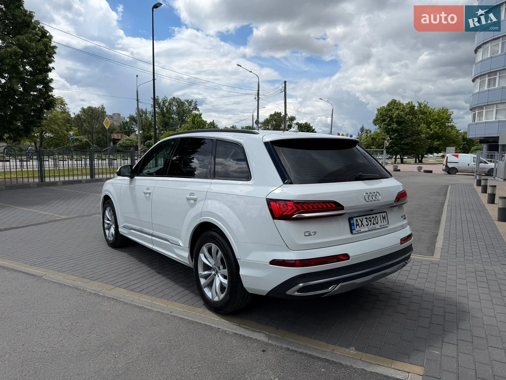 2020 Audi Q7 - мініатюра 8