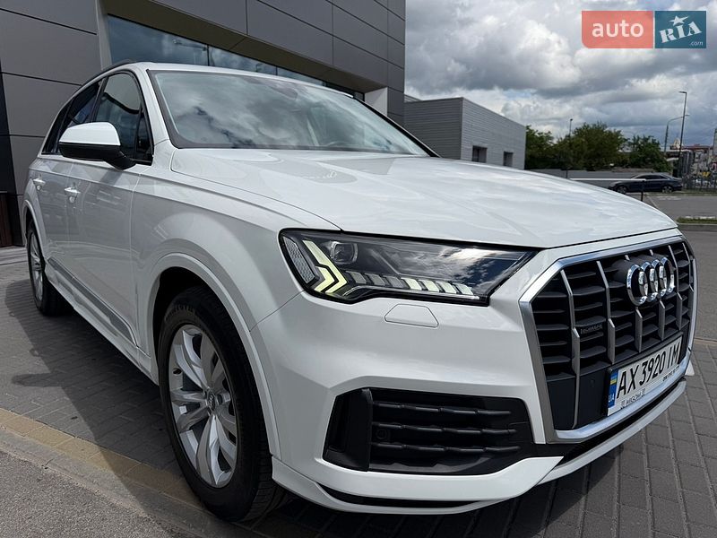 Позашляховик / Кросовер Audi Q7 2020 в Харкові