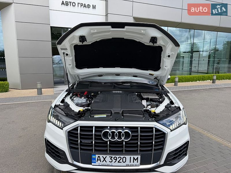 Позашляховик / Кросовер Audi Q7 2020 в Харкові