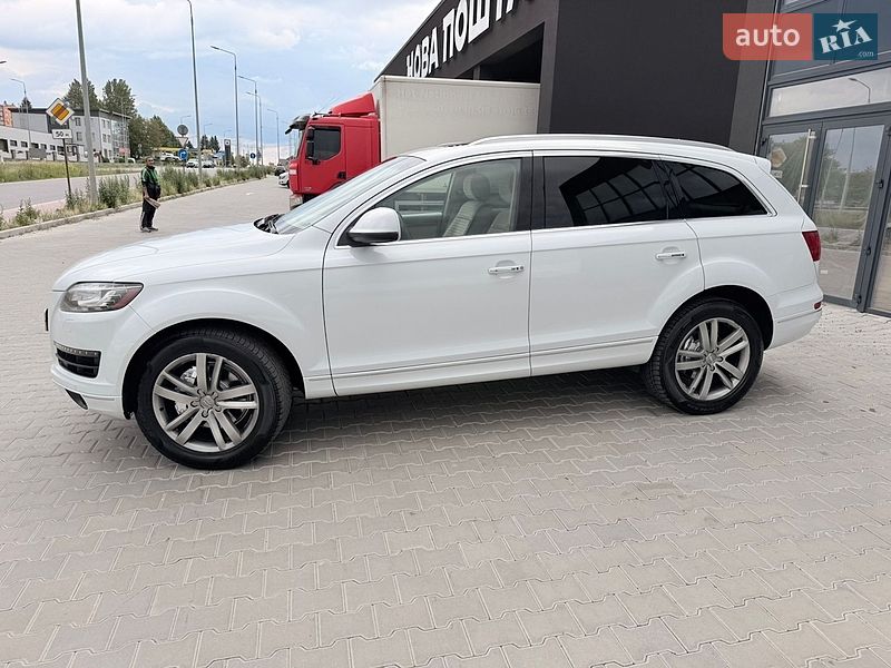 Позашляховик / Кросовер Audi Q7 2013 в Тернополі
