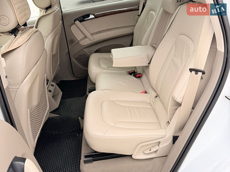 Позашляховик / Кросовер Audi Q7 2013 в Тернополі