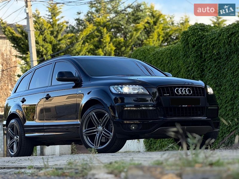 Внедорожник / Кроссовер Audi Q7 2013 в Одессе