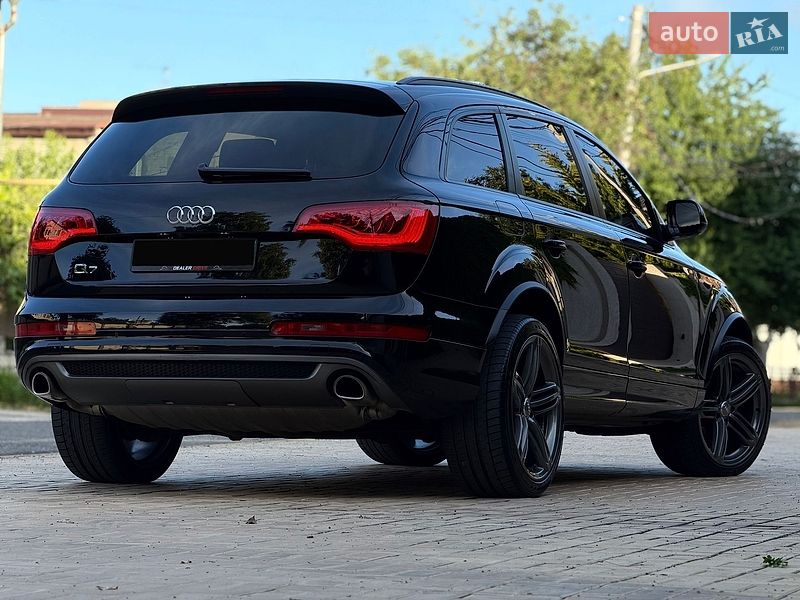 Внедорожник / Кроссовер Audi Q7 2013 в Одессе