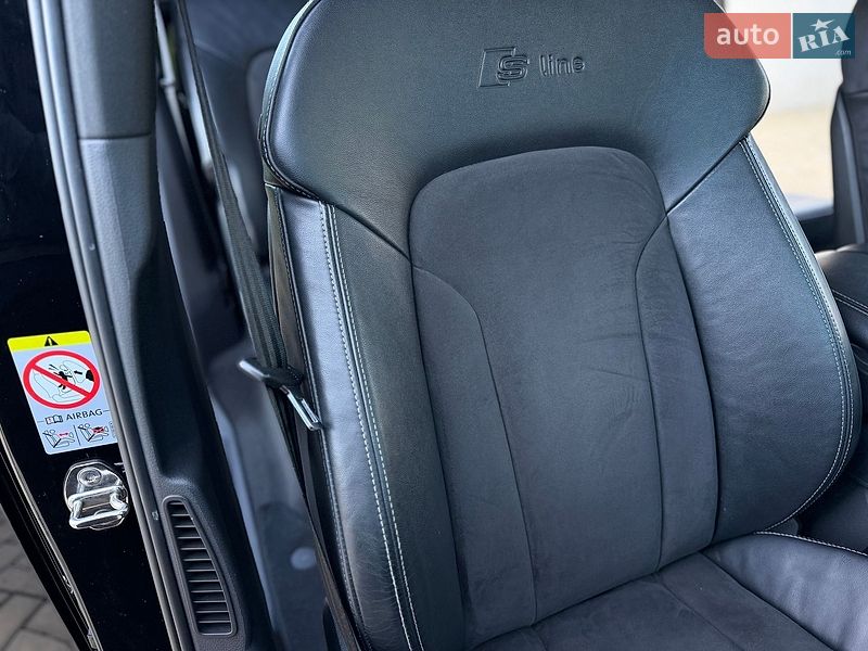 Внедорожник / Кроссовер Audi Q7 2013 в Одессе