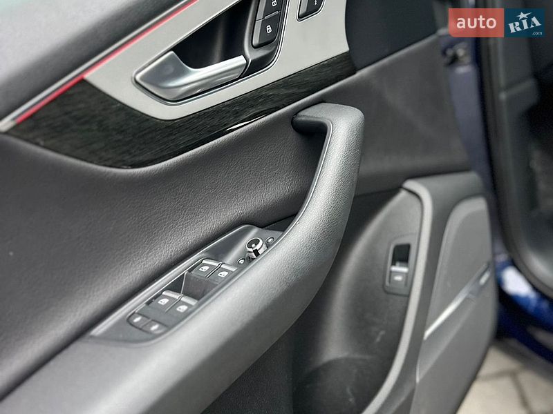 Позашляховик / Кросовер Audi Q7 2018 в Львові