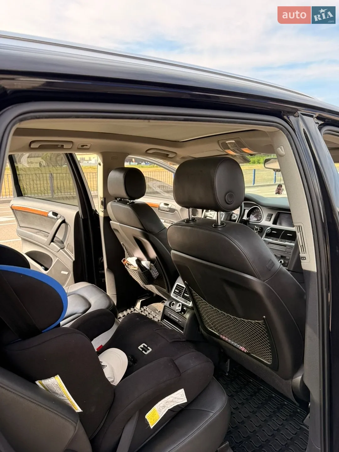 2010 Audi Q7 - мініатюра 9