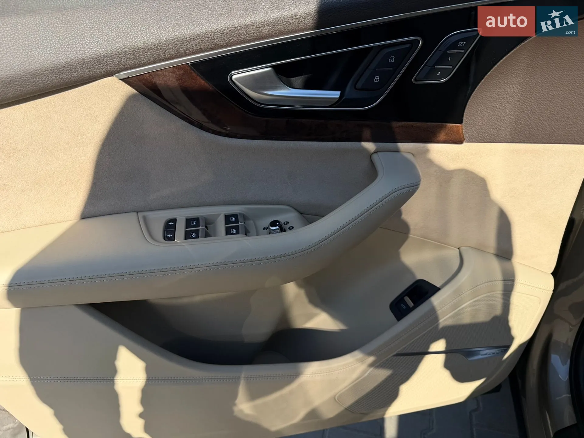 2016 Audi Q7 - мініатюра 23