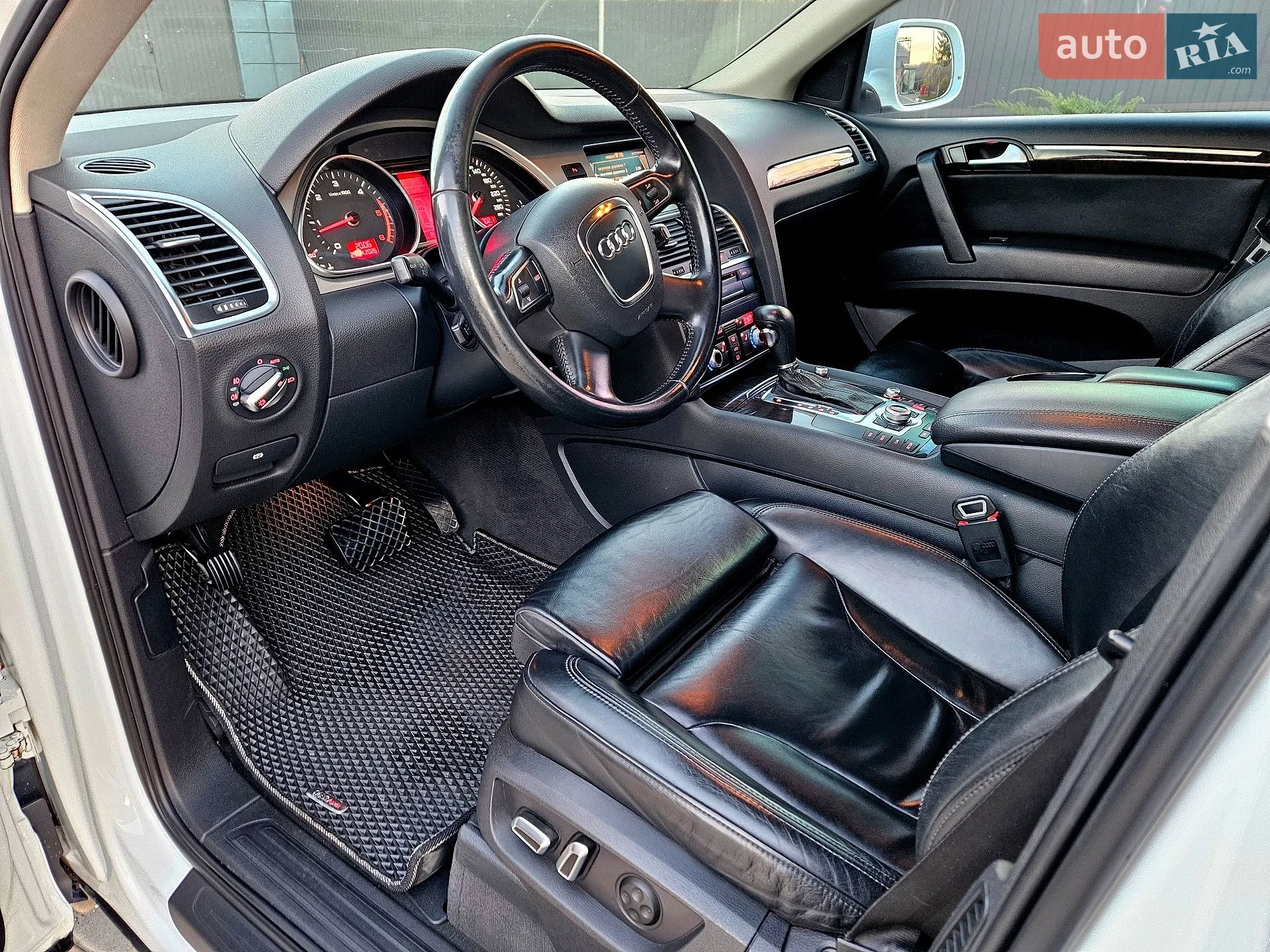 2011 Audi Q7 - мініатюра 18
