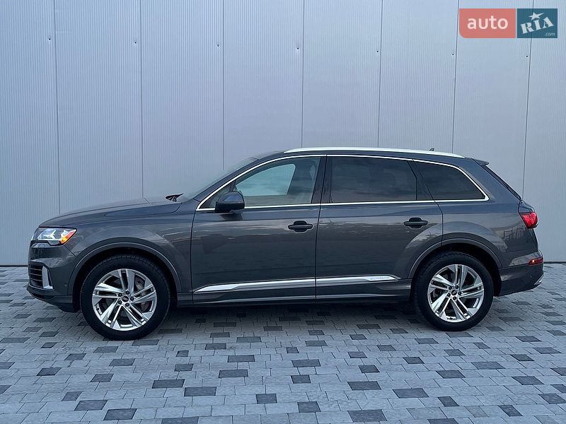 Внедорожник / Кроссовер Audi Q7 2021 в Мукачево