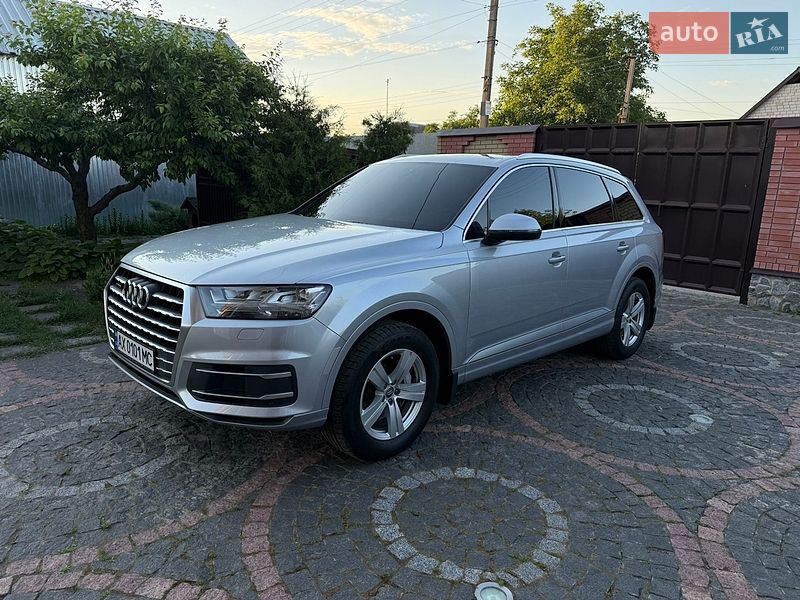 Внедорожник / Кроссовер Audi Q7 2017 в Харькове