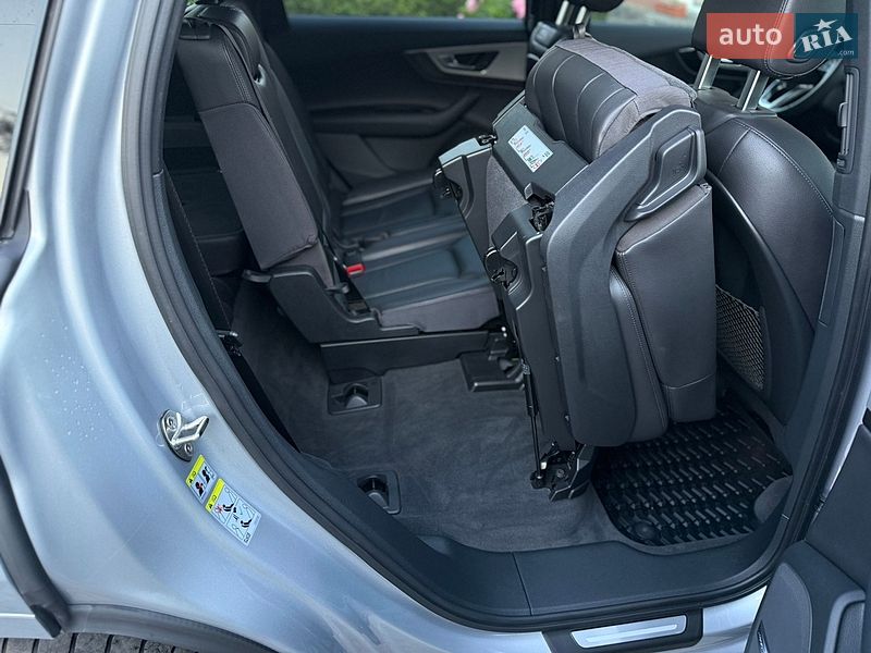 Внедорожник / Кроссовер Audi Q7 2017 в Харькове