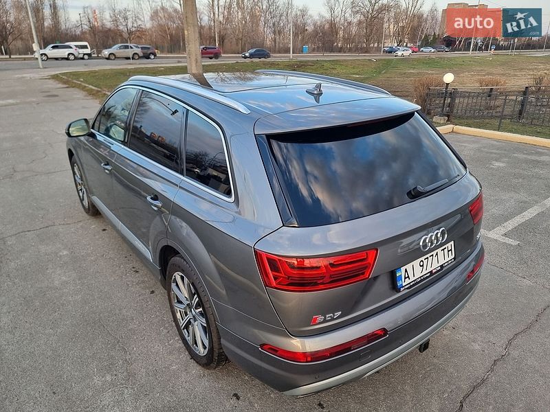 Позашляховик / Кросовер Audi Q7 2017 в Києві фото 7 Позашляховик / Кросовер Audi Q7 2017 в Києві