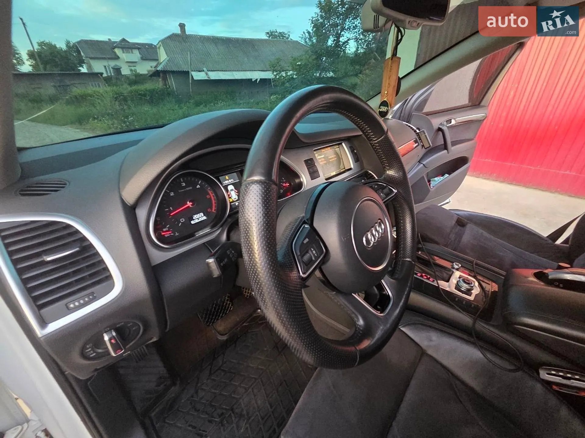 2010 Audi Q7 - мініатюра 16