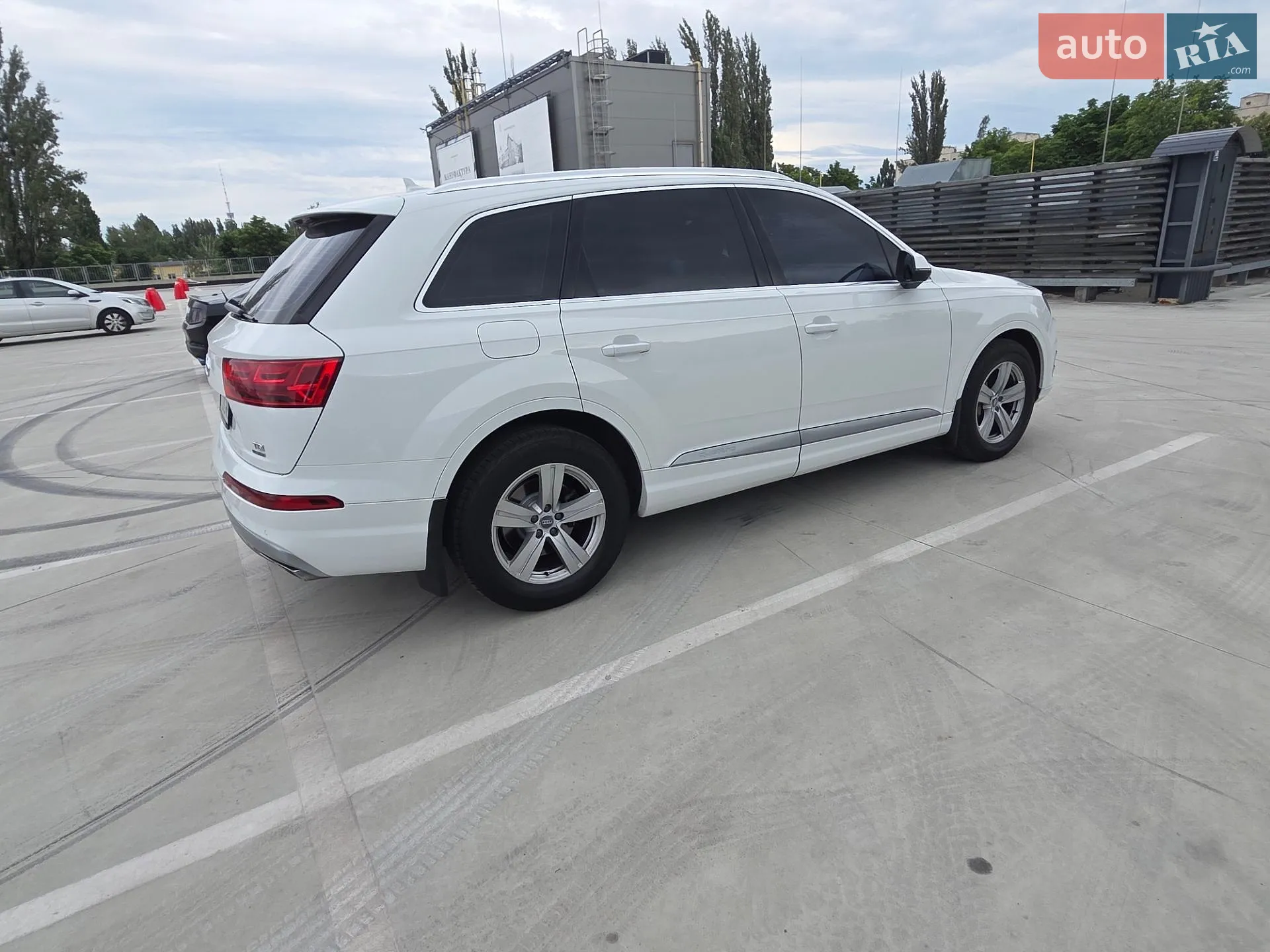 2017 Audi Q7 - мініатюра 9