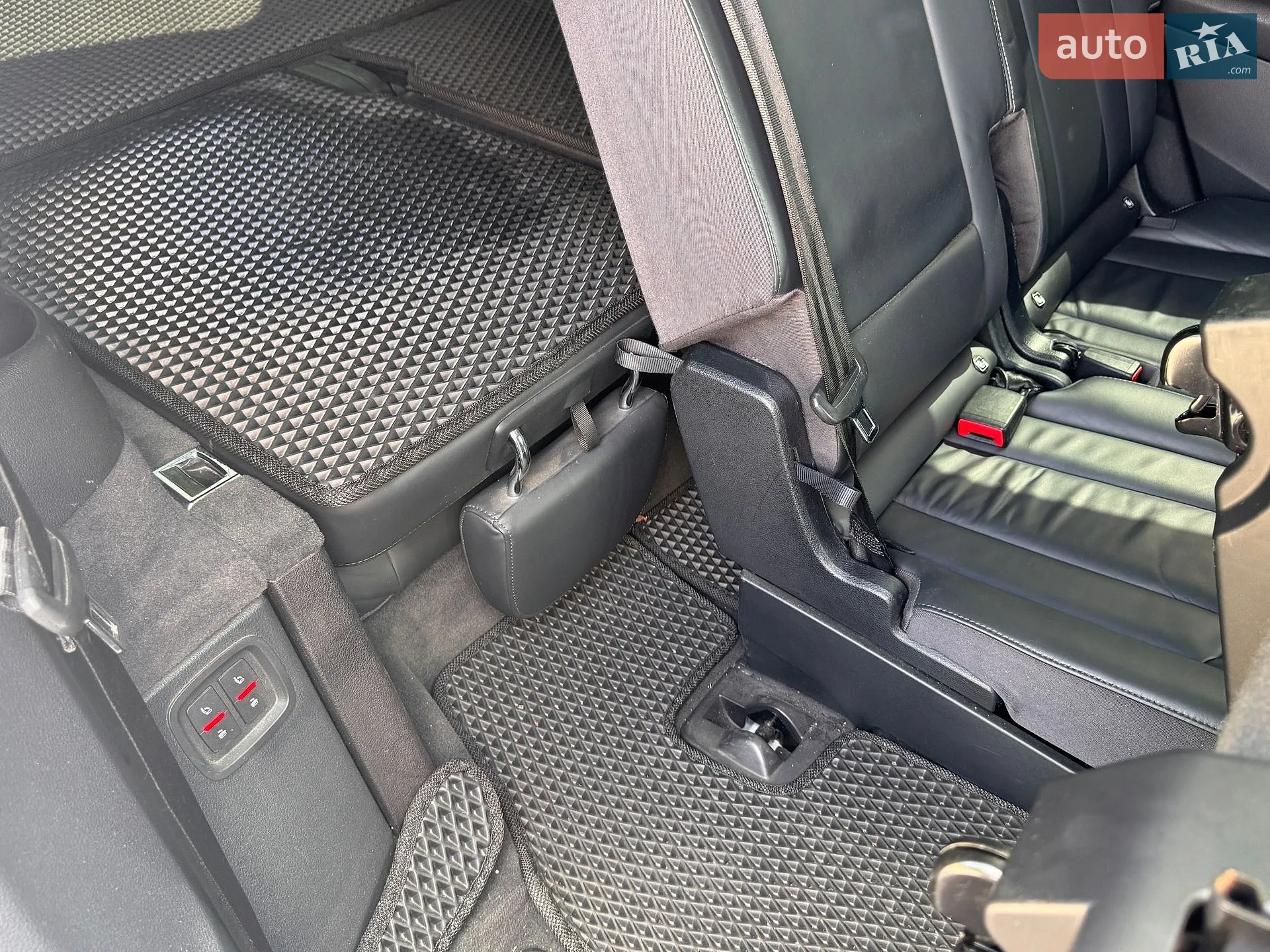 2016 Audi Q7 - мініатюра 33