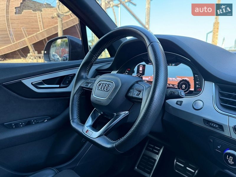 Позашляховик / Кросовер Audi Q7 2017 в Одесі фото 84 Позашляховик / Кросовер Audi Q7 2017 в Одесі