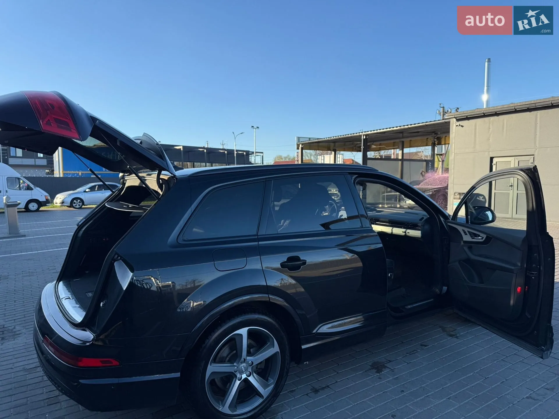 2016 Audi Q7 - мініатюра 9