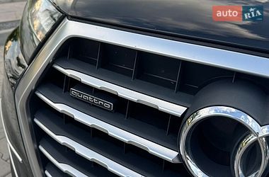 Внедорожник / Кроссовер Audi Q7 2016 в Черновцах